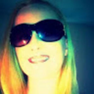 Meet your Posher, Cassandra